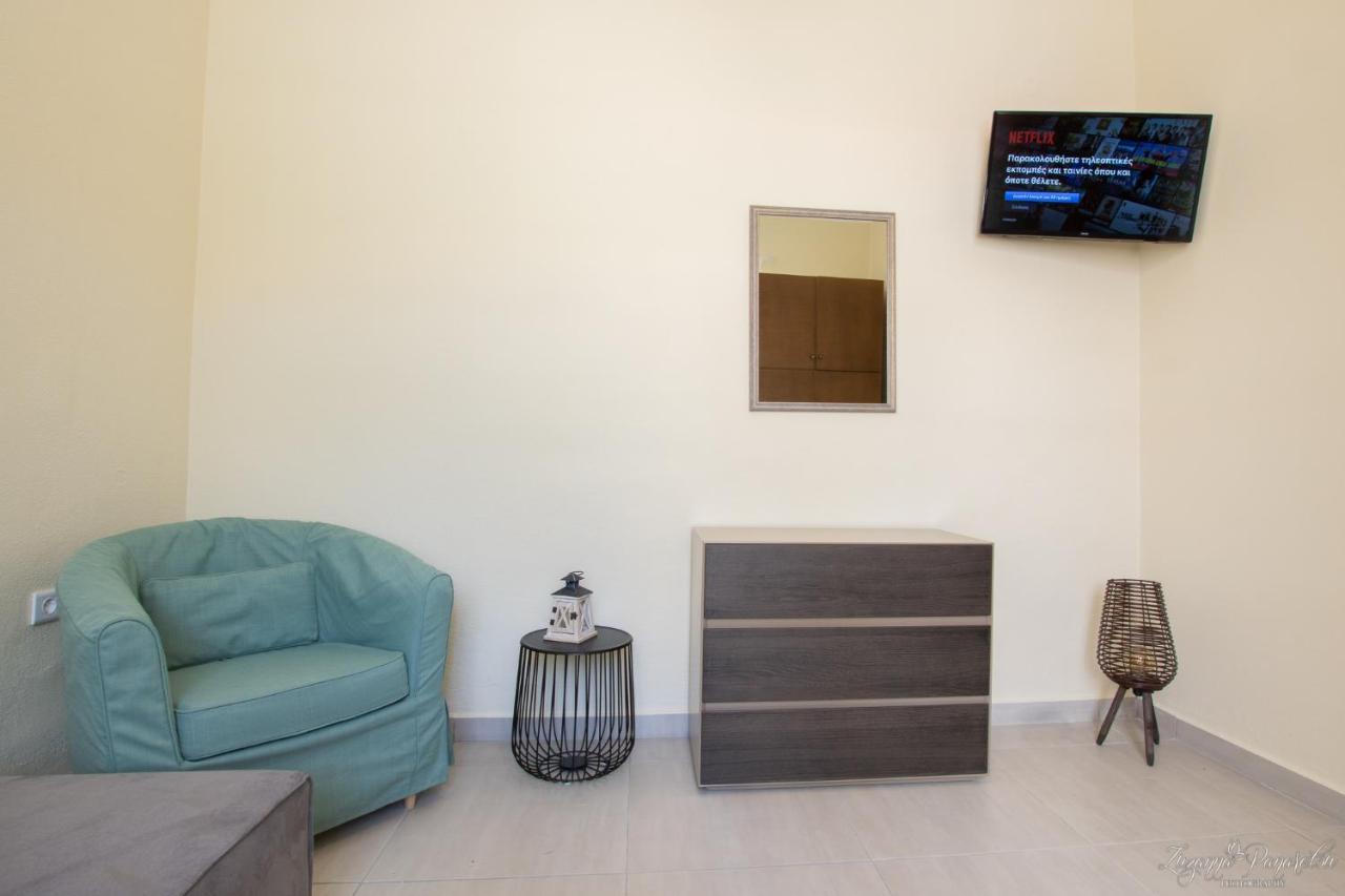 Pier Apartments Karpathos Town  Exterior photo